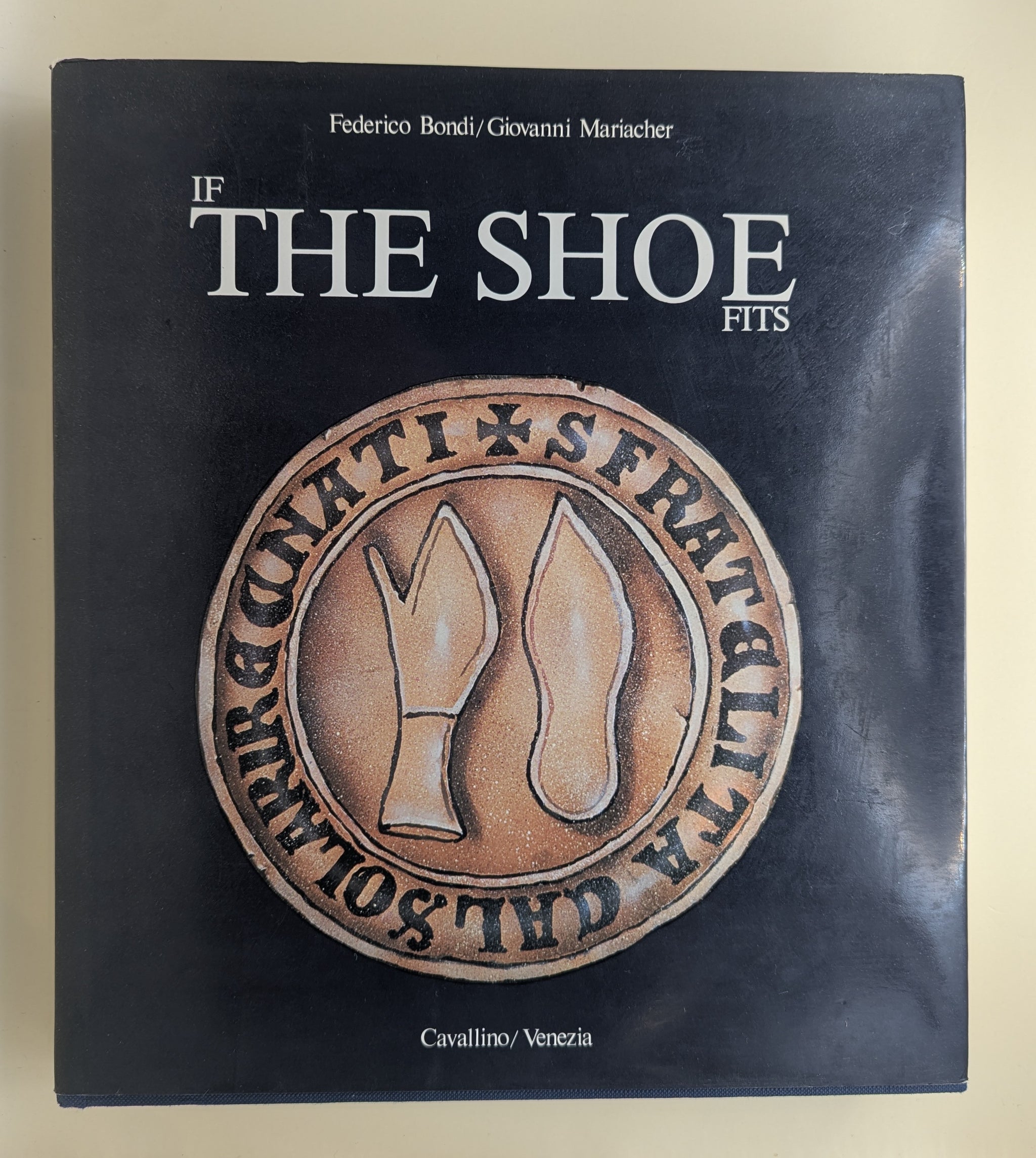 Costumes de Corse コルシカ伝統衣装 洋書 Textiles & Costume – The Goose Books